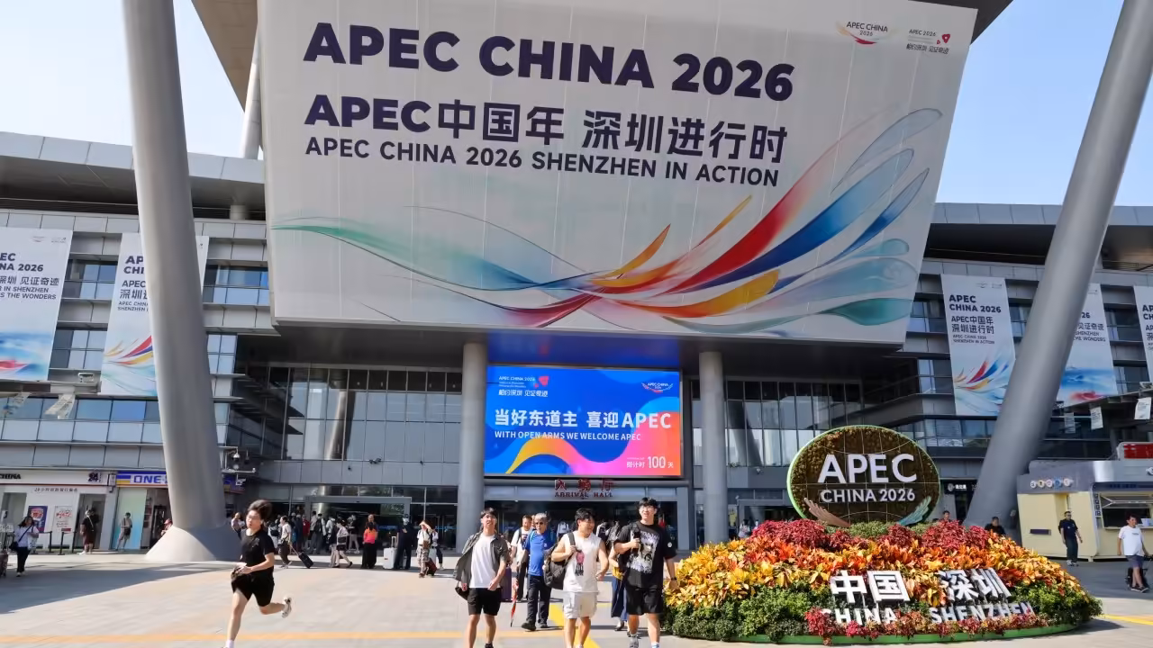 China keeps extending the Shenzhen Apec deadline. Why are US execs so unenthused?