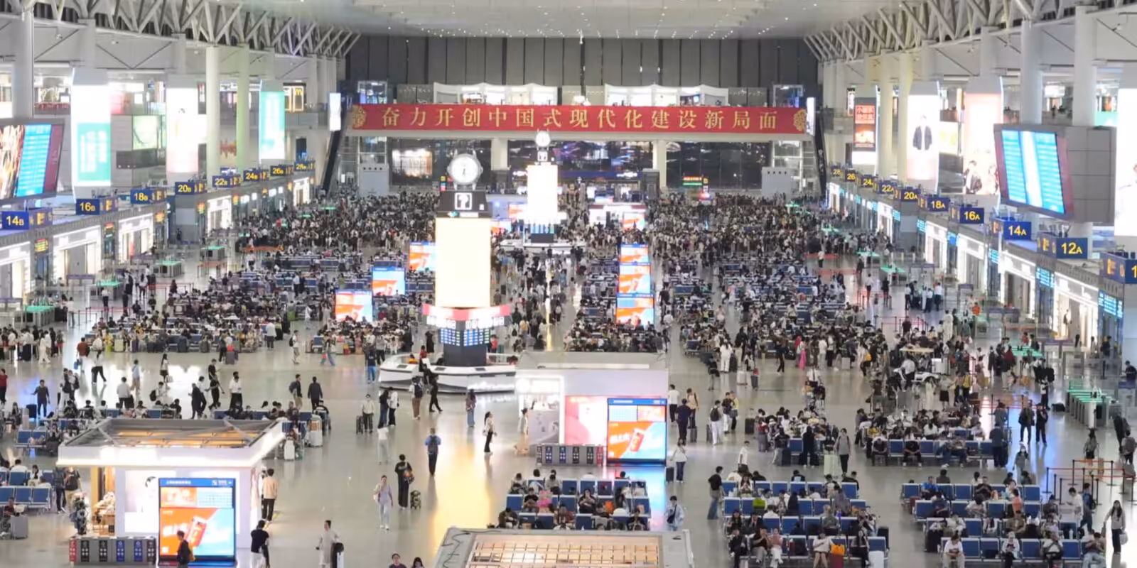 Chinese tourists shun Japan for Southeast Asia during long holiday