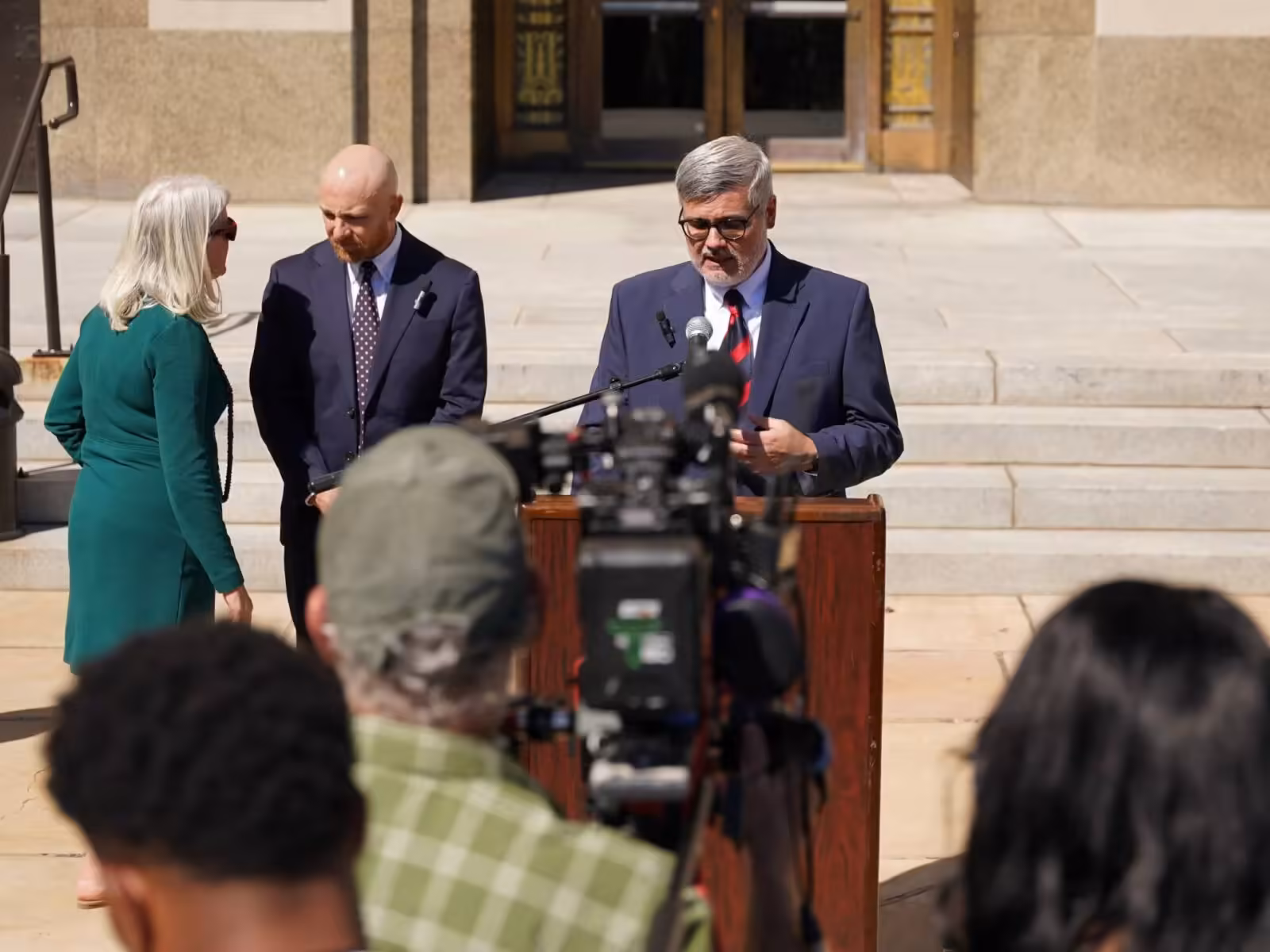 Christa Pike was nearly taken off life support before waking, lawyers say | Death Penalty News