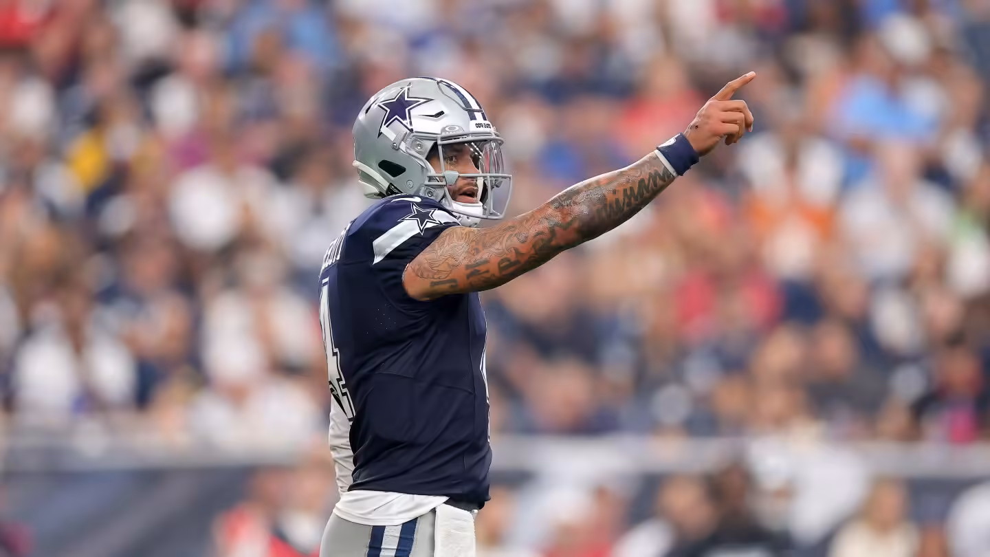 Cowboys' touchdown with 40 seconds left beats Texans 34-30