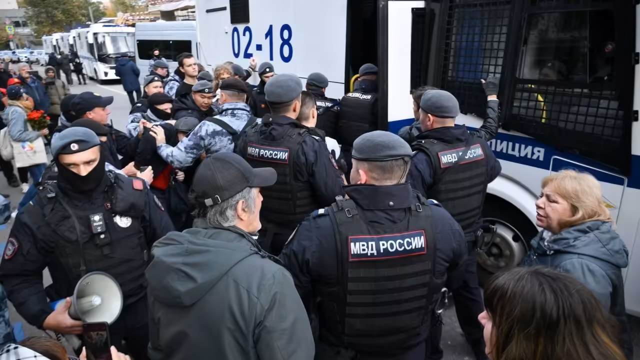 Dozens detained at a rally in Moscow held by Kremlin-friendly Communist Party, party says