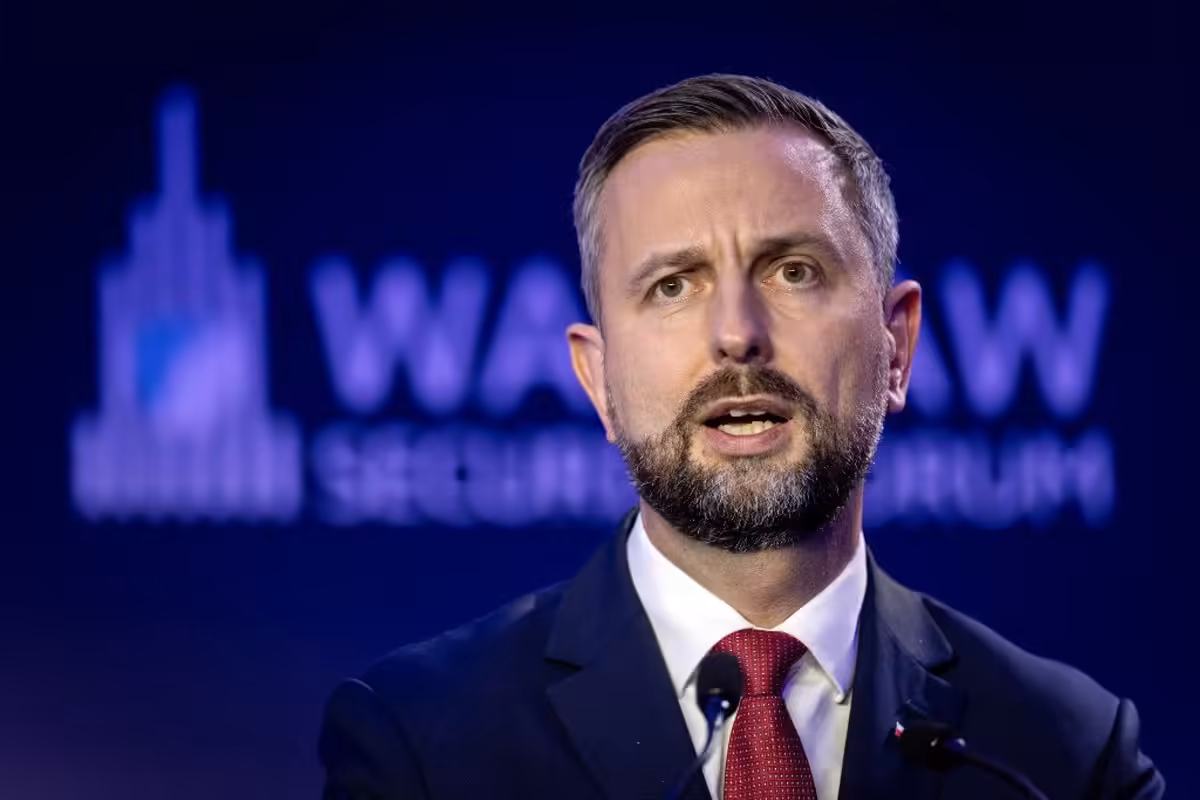 Europe Must Switch Arms Production to ‘War Mode’ to Match Russia, Polish Defense Minister Says