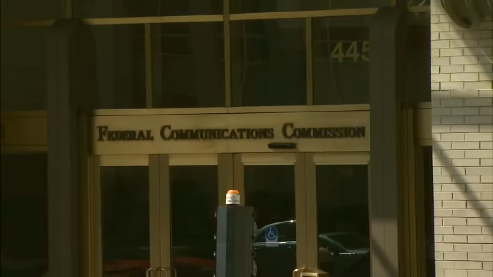 FCC considers allowing more political robocalls before midterms, including those created with AI