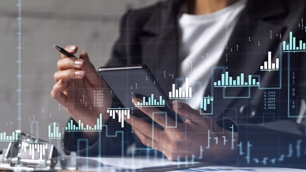 Former HSBC executive launches wealth platform powered by team of AI agents