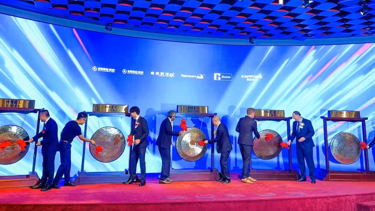 Hong Kong IPOs falter, China aids homebuyers, EU trade talks
