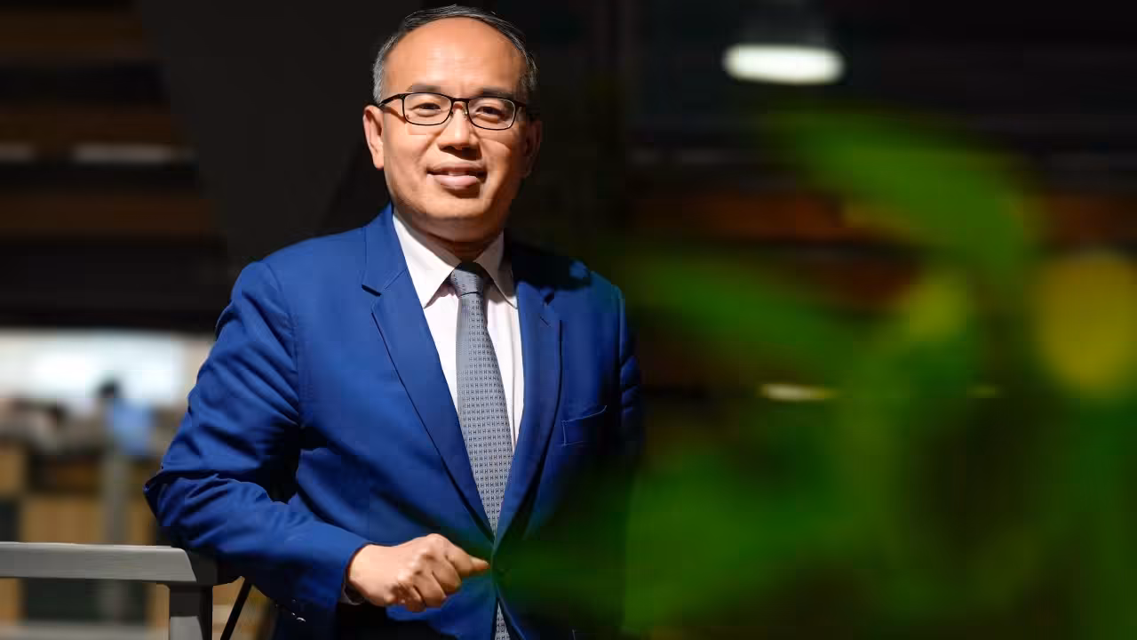 Hong Kong touts key advantages over London in bid to become global gold hub