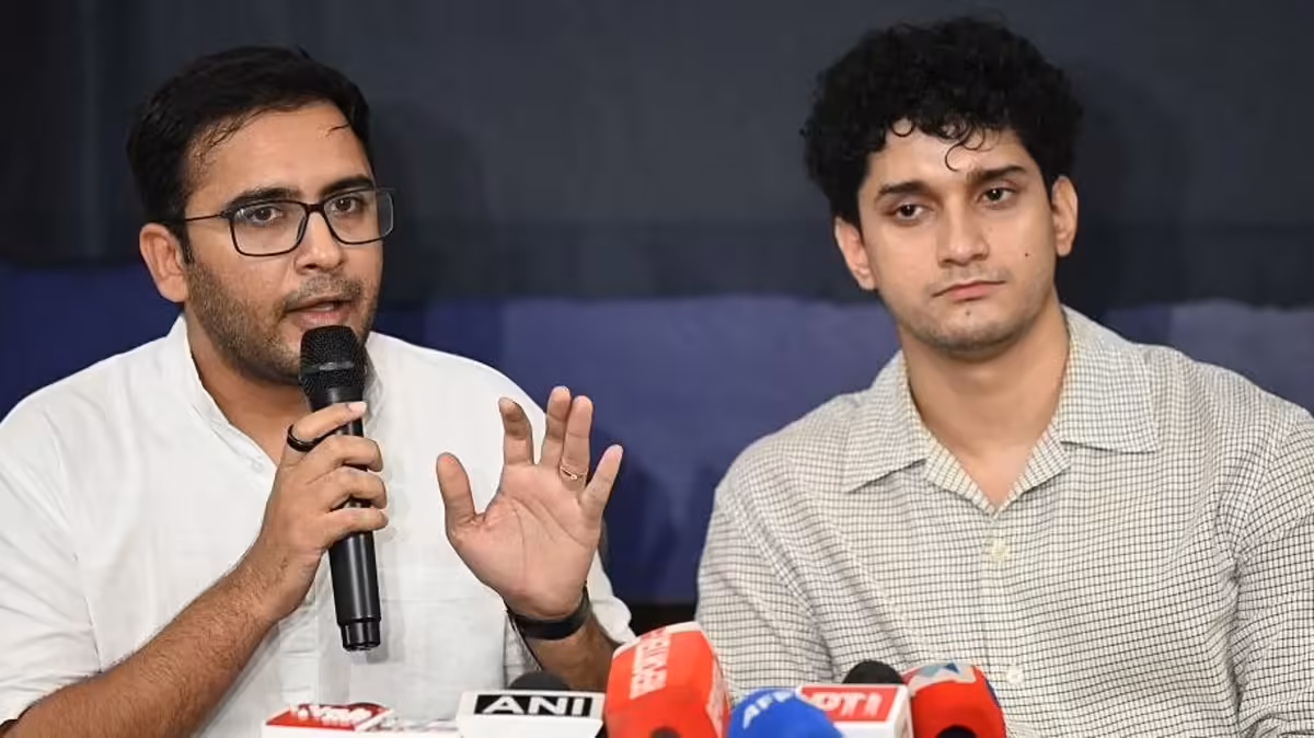 India's 'cockroach' leaders jailed after holding protest