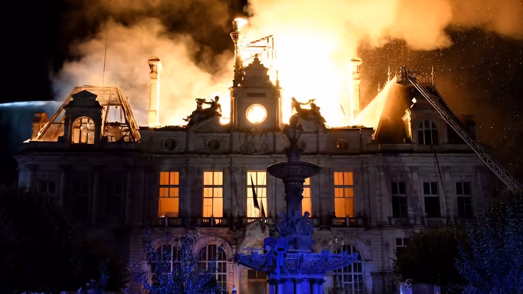 Iran warns citizens against travel to France, Belgium and Italy amid violent unrest