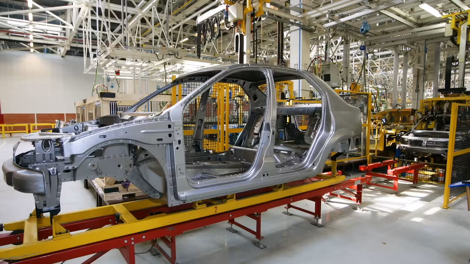 Li Auto Stock In Focus As New Electric SUV Heads To Europe
