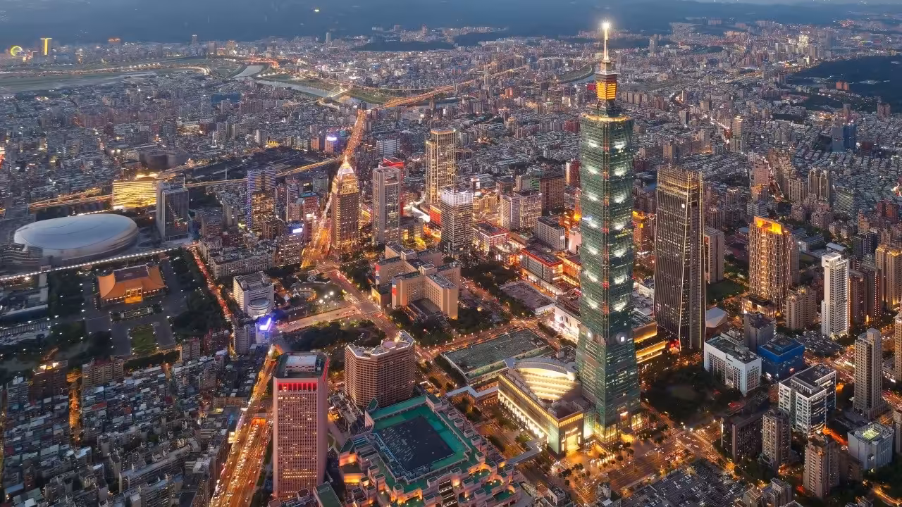 Mainland Chinese favour diplomacy to achieve Taiwan reunification with caveats: survey
