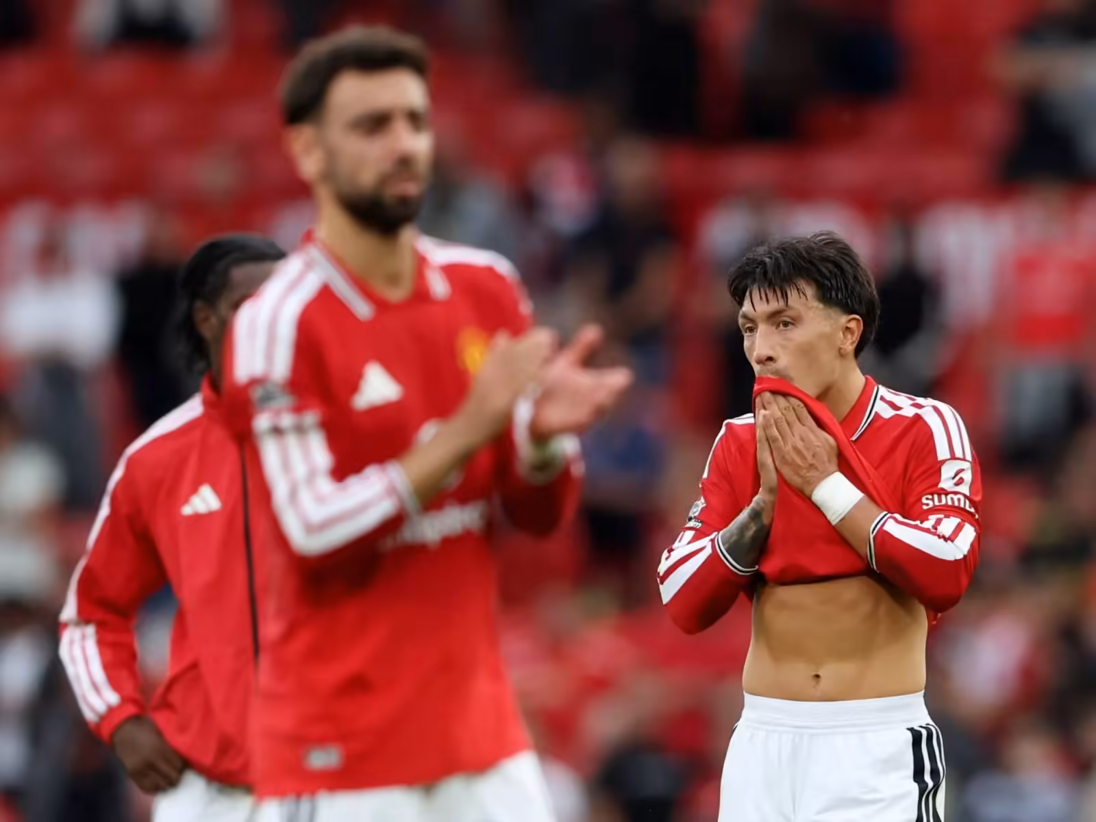 Man United’s Martinez takes to social media to defend his criticism of club | Football