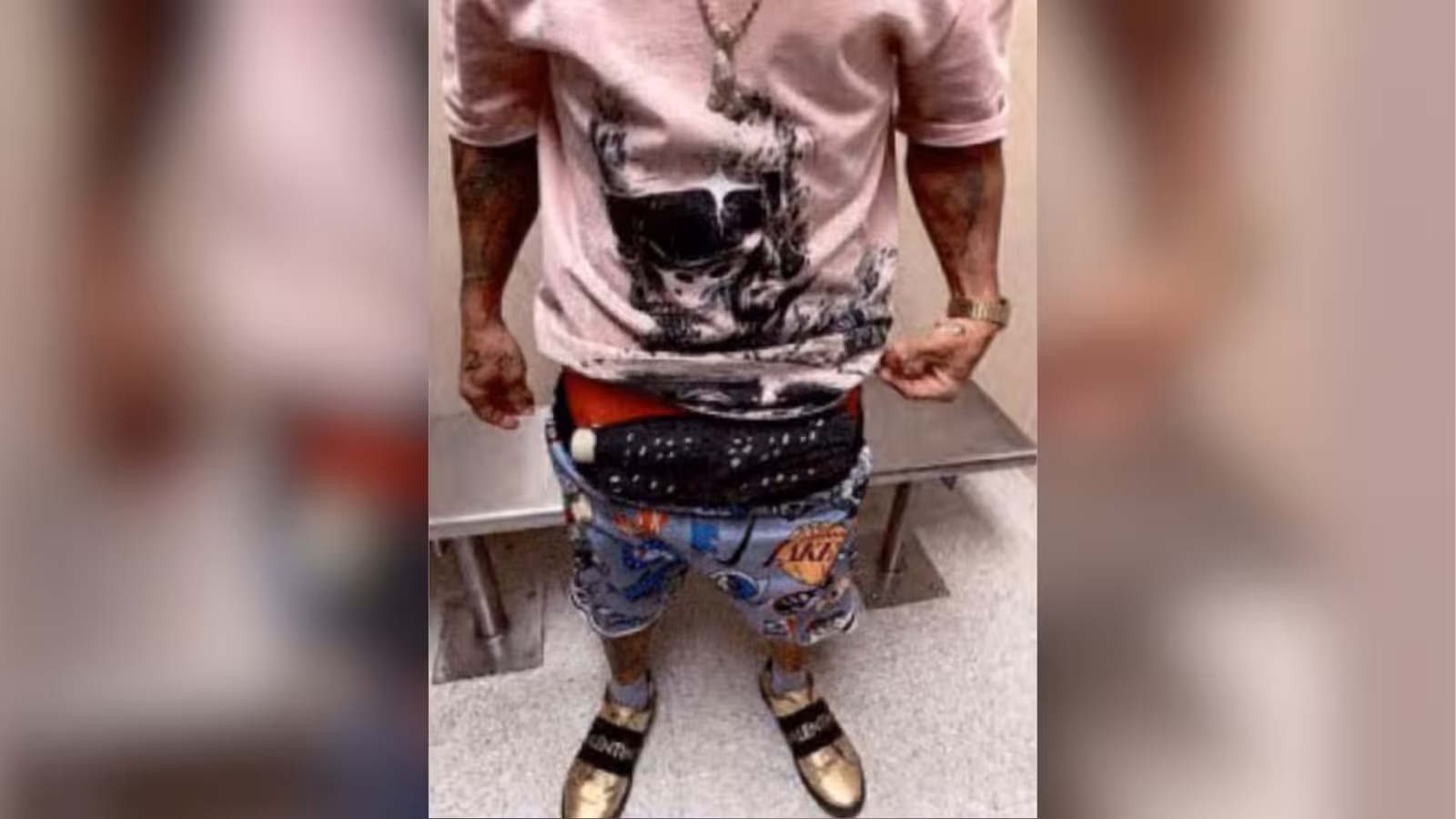 Man arrested at airport after allegedly smuggling birds in underwear: Investigators