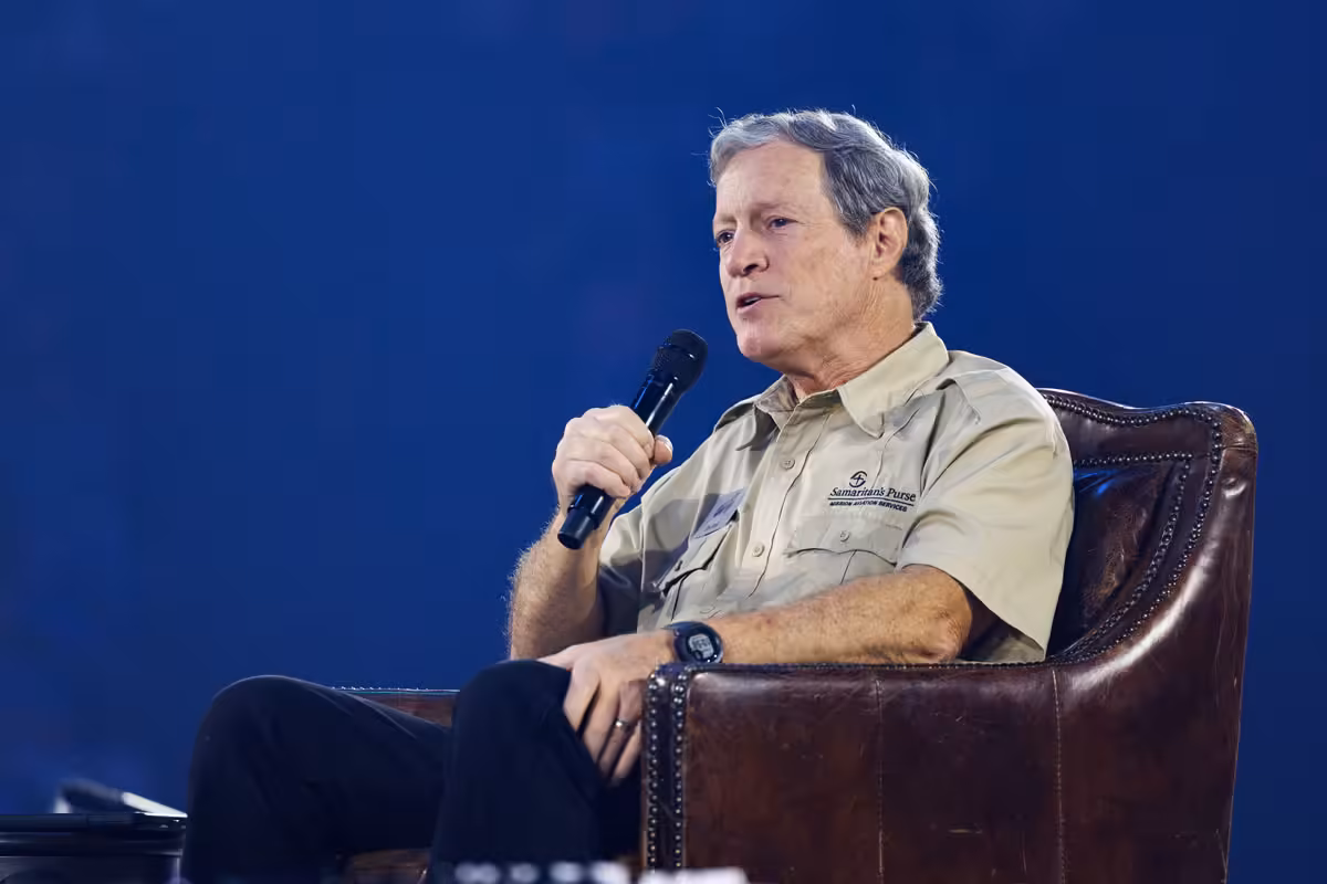 Missionary pilot in Africa recounts harrowing hijacking experience, visits campus for Liberty’s Global Focus Week
