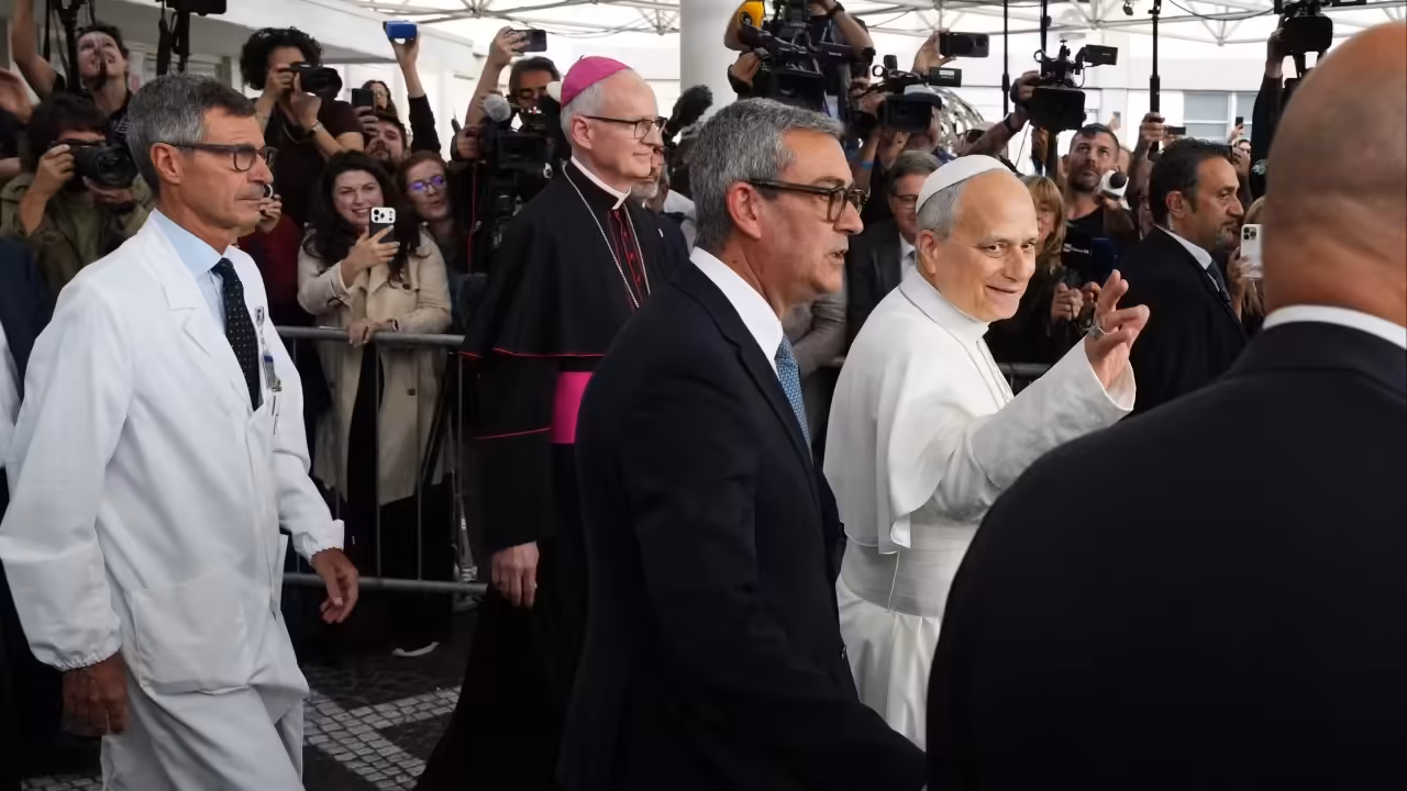 Pope Leo leaves hospital 4 days after lung cancer surgery