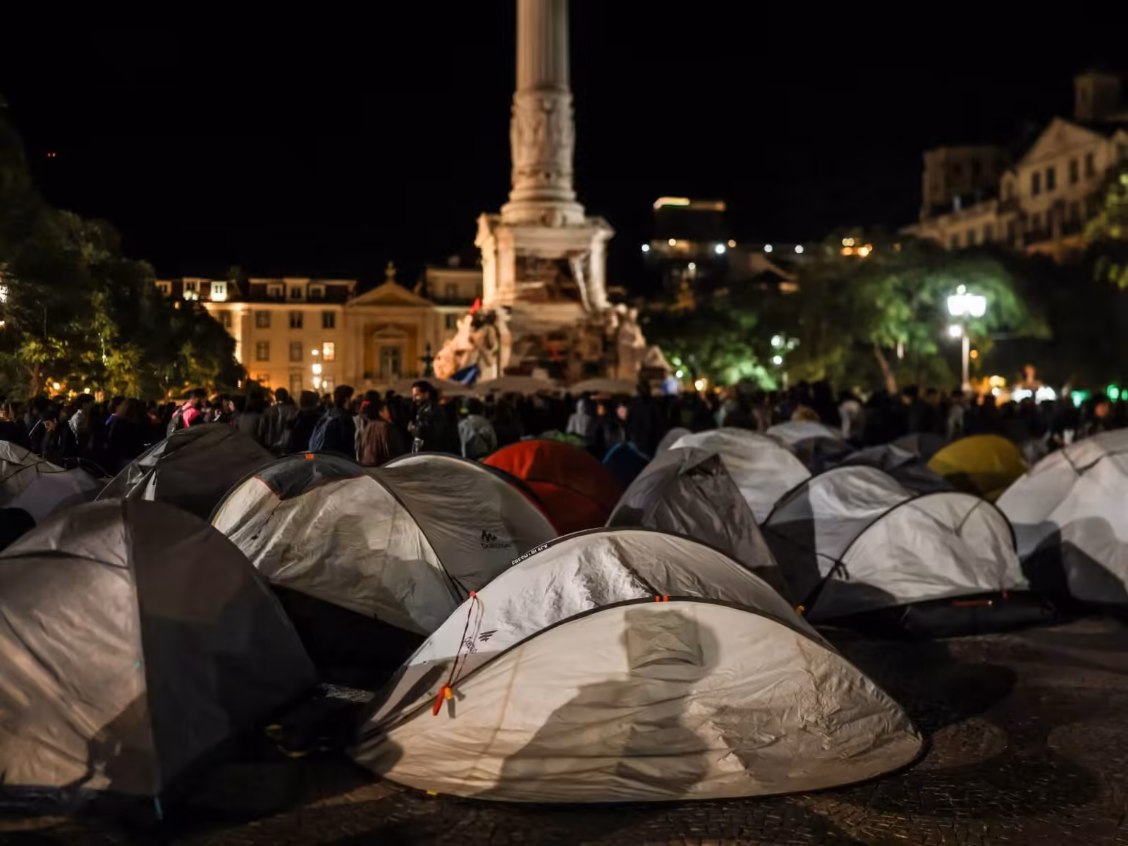 Portugal cost-of-living protesters pour back into camps cleared by police | Protests News