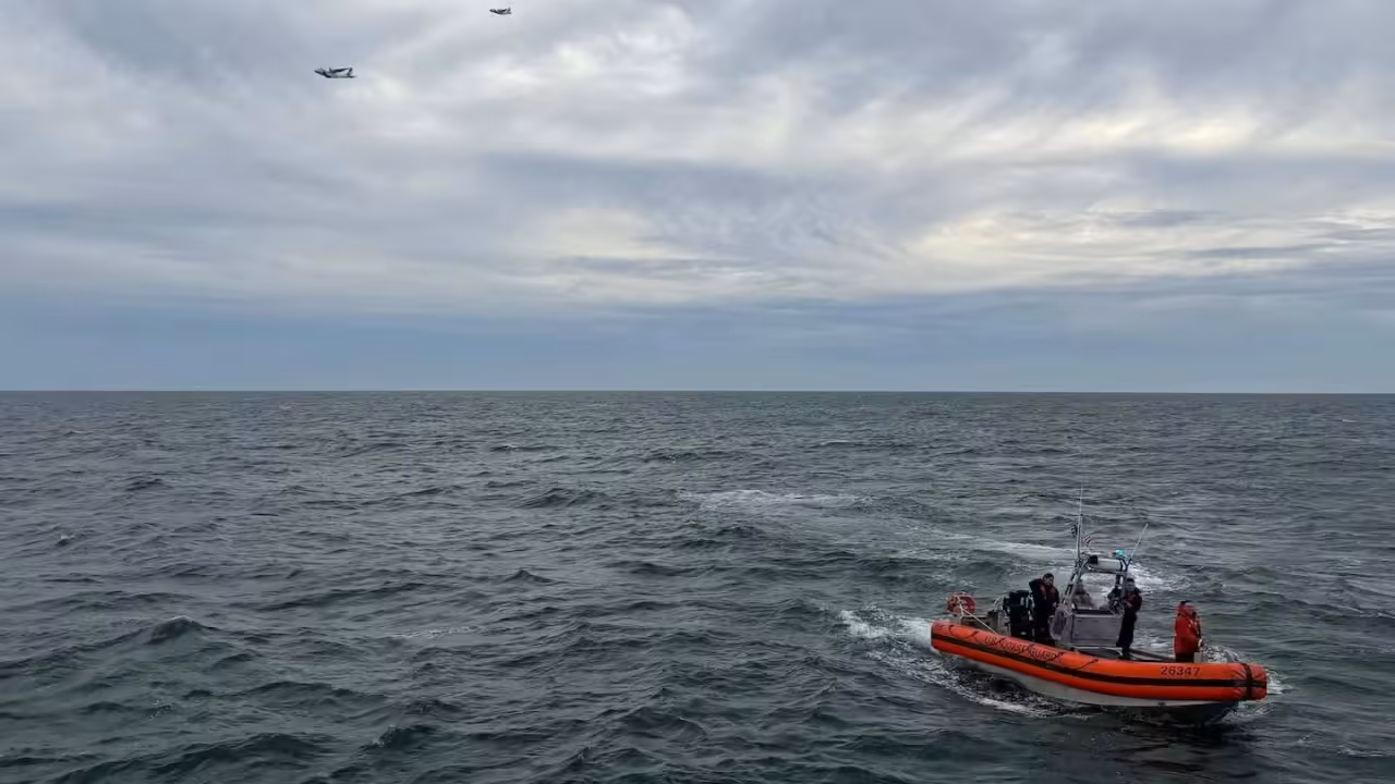 Search continues for missing Bermuda to Boston flight as crews plan to comb seabed