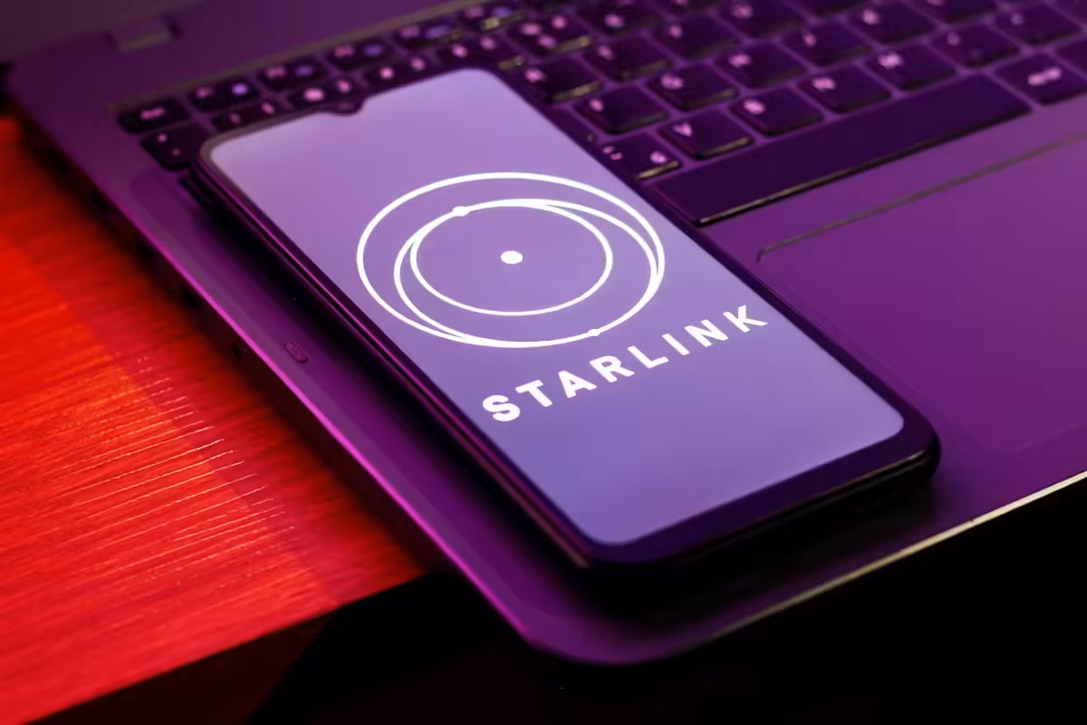 SpaceX's Starlink could pose 3 big risks to Apple, BofA warns