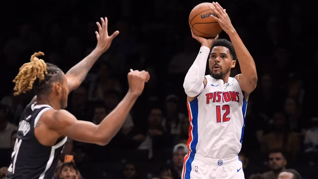 Spurs' Harris questionable for regular-season opener