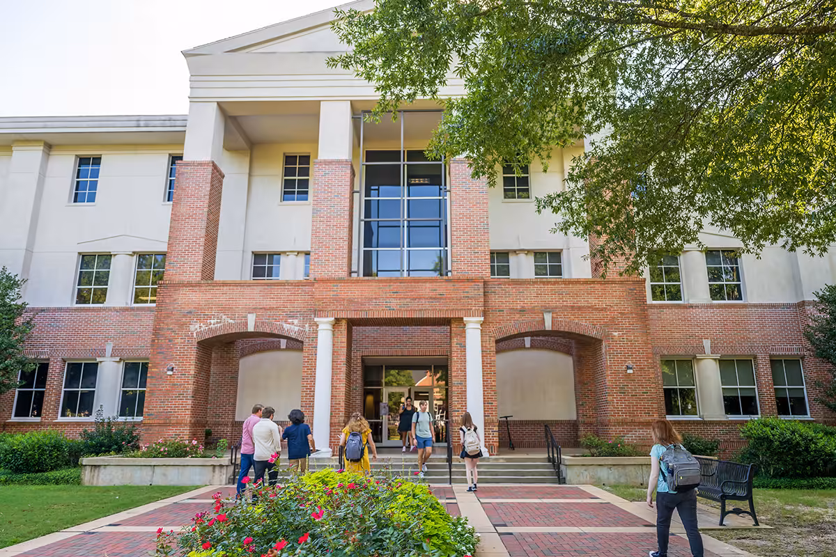 TROY College of Science and Engineering students create Dean's Student Advisory Council