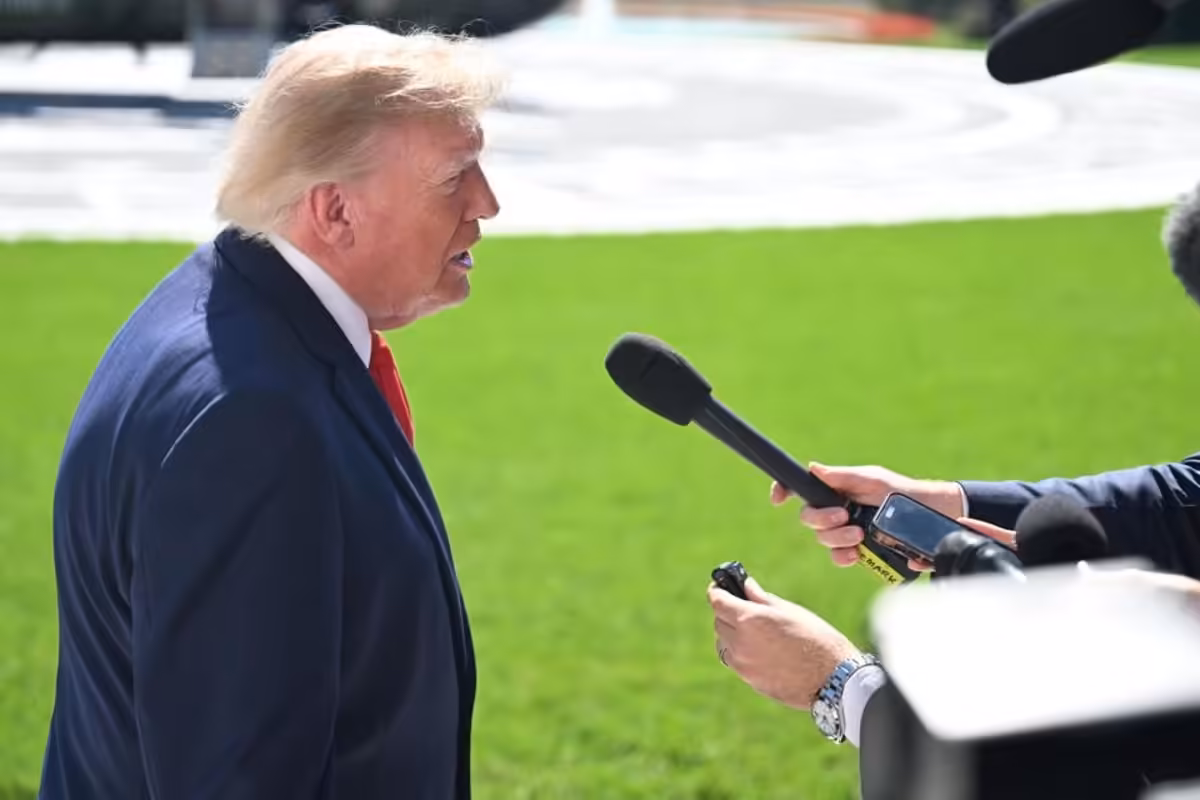 Trump Without TV Pool On Big Travel Day After Banning CNN Again