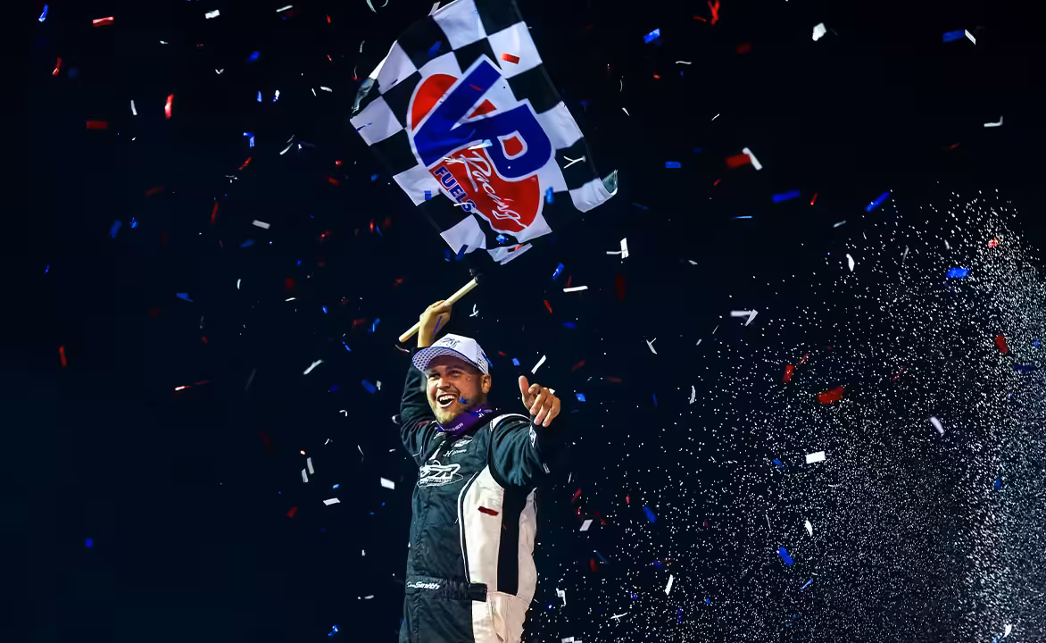 WILD NIGHT AT THE PALACE: Darren Smith Captures Billy Whittaker Cars 200 Win With Thrilling Last Lap Pass