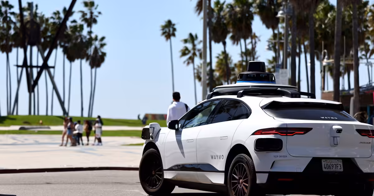 What experts say about LA’s autonomous cars and their safety record