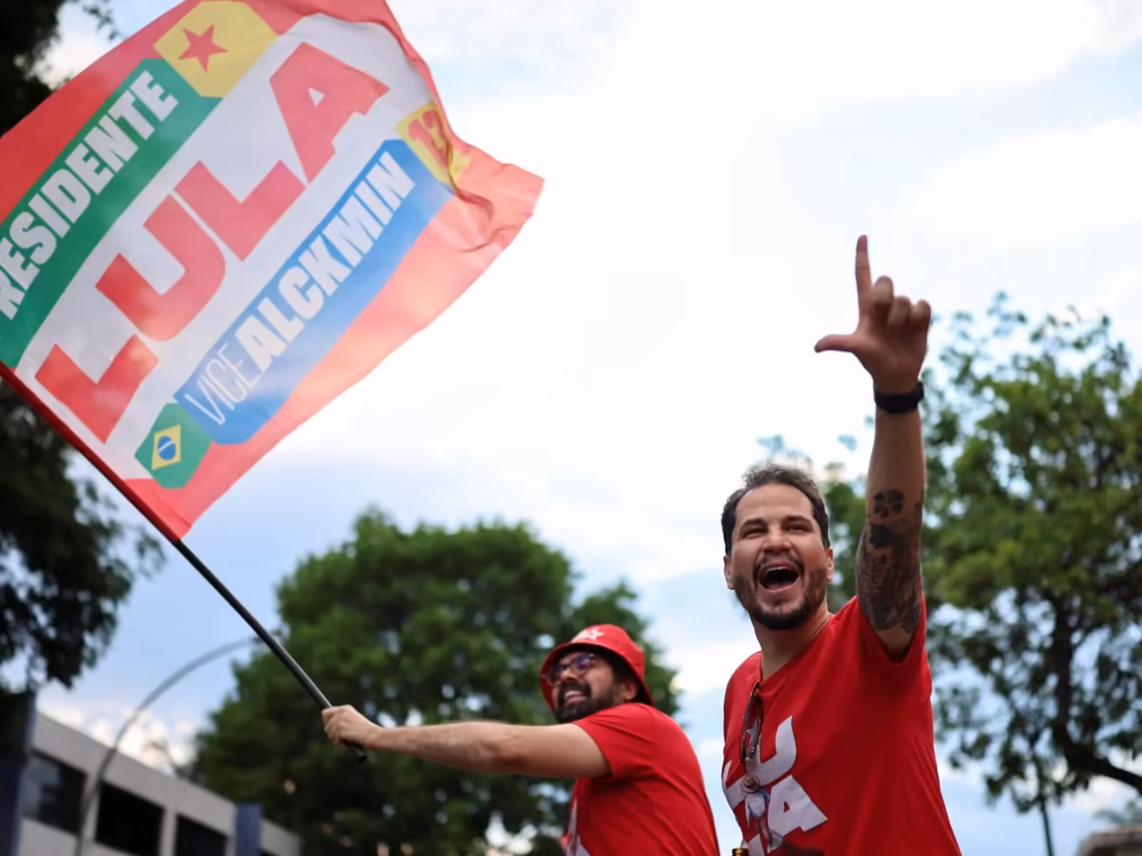 Will Brazil’s Lula halt the right-wing wave sweeping Latin America? | Elections News