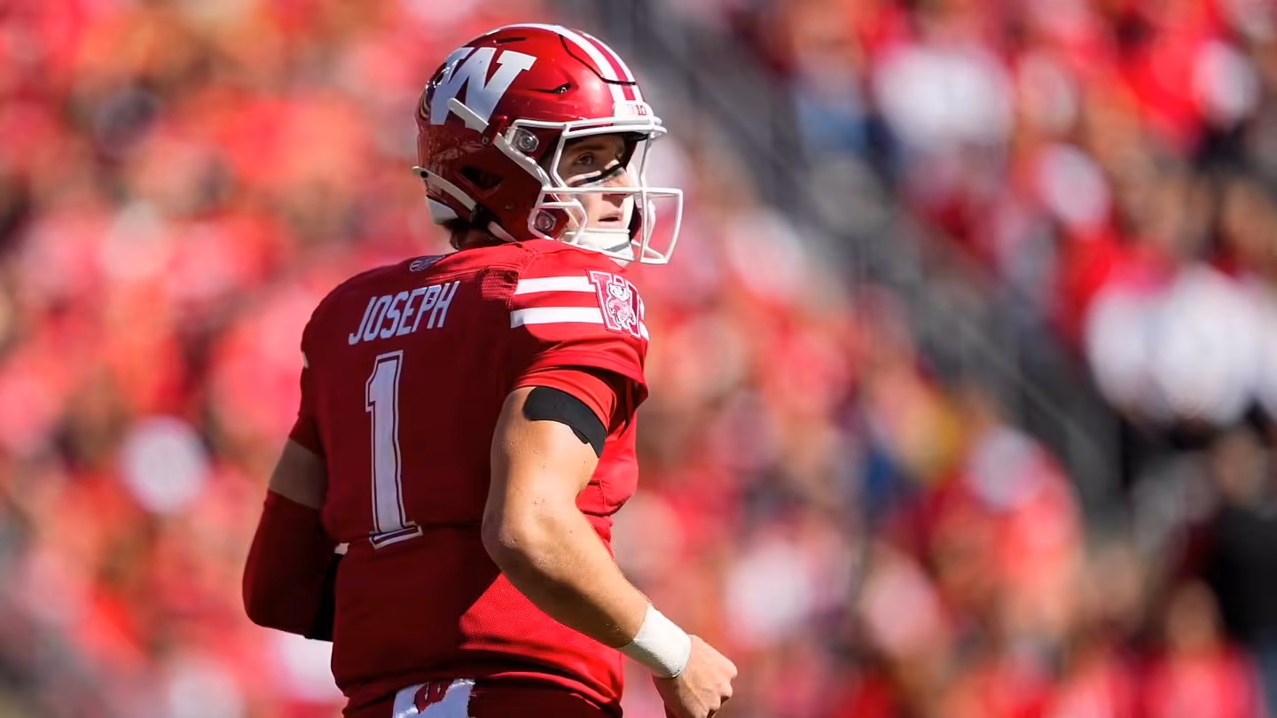 Wisconsin Football Week 5 Offensive Snap Count Breakdown and Analysis vs. Michigan State